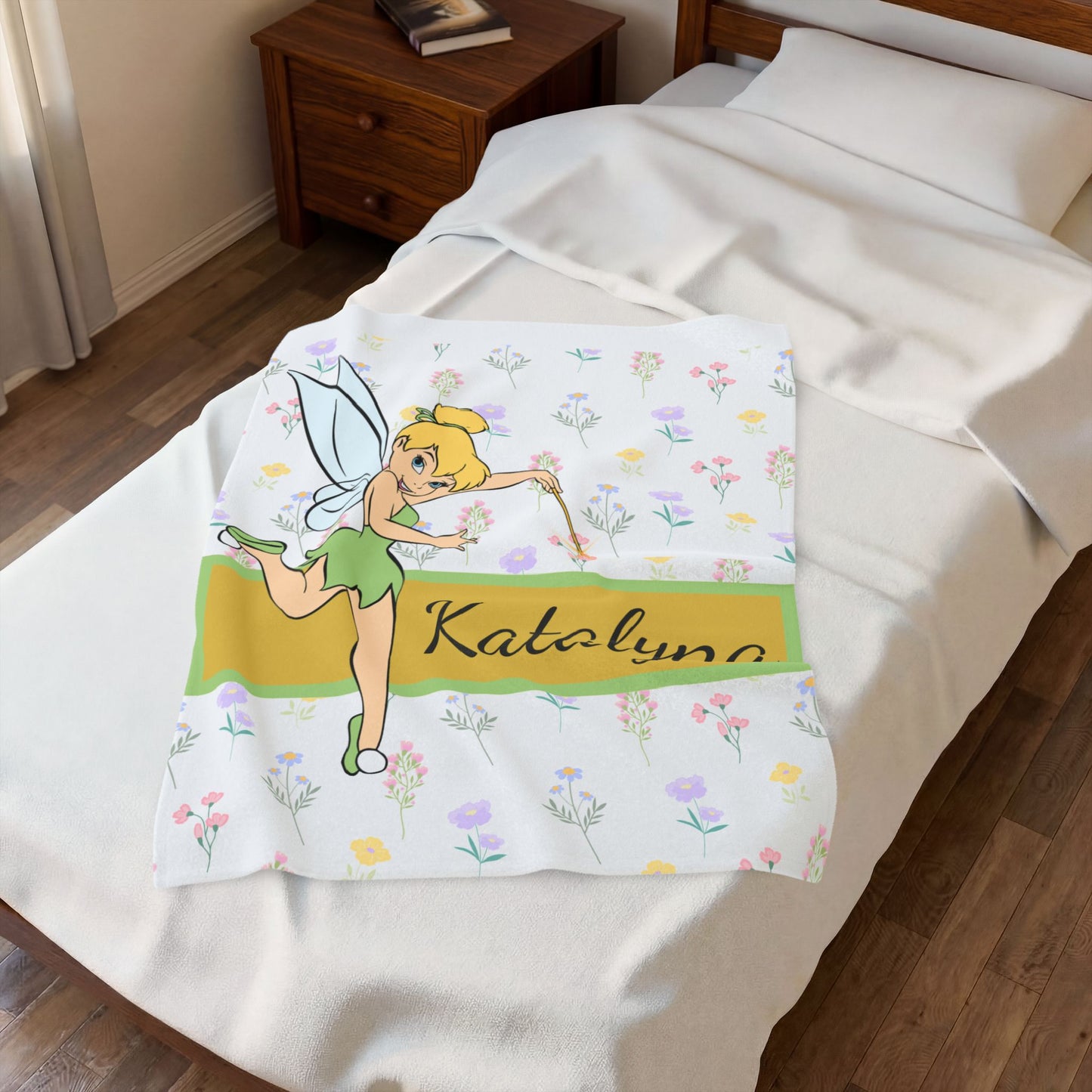 Personalized Fairy Velveteen Plush Blanket — Custom Name Tinkerbell-Style Floral Throw