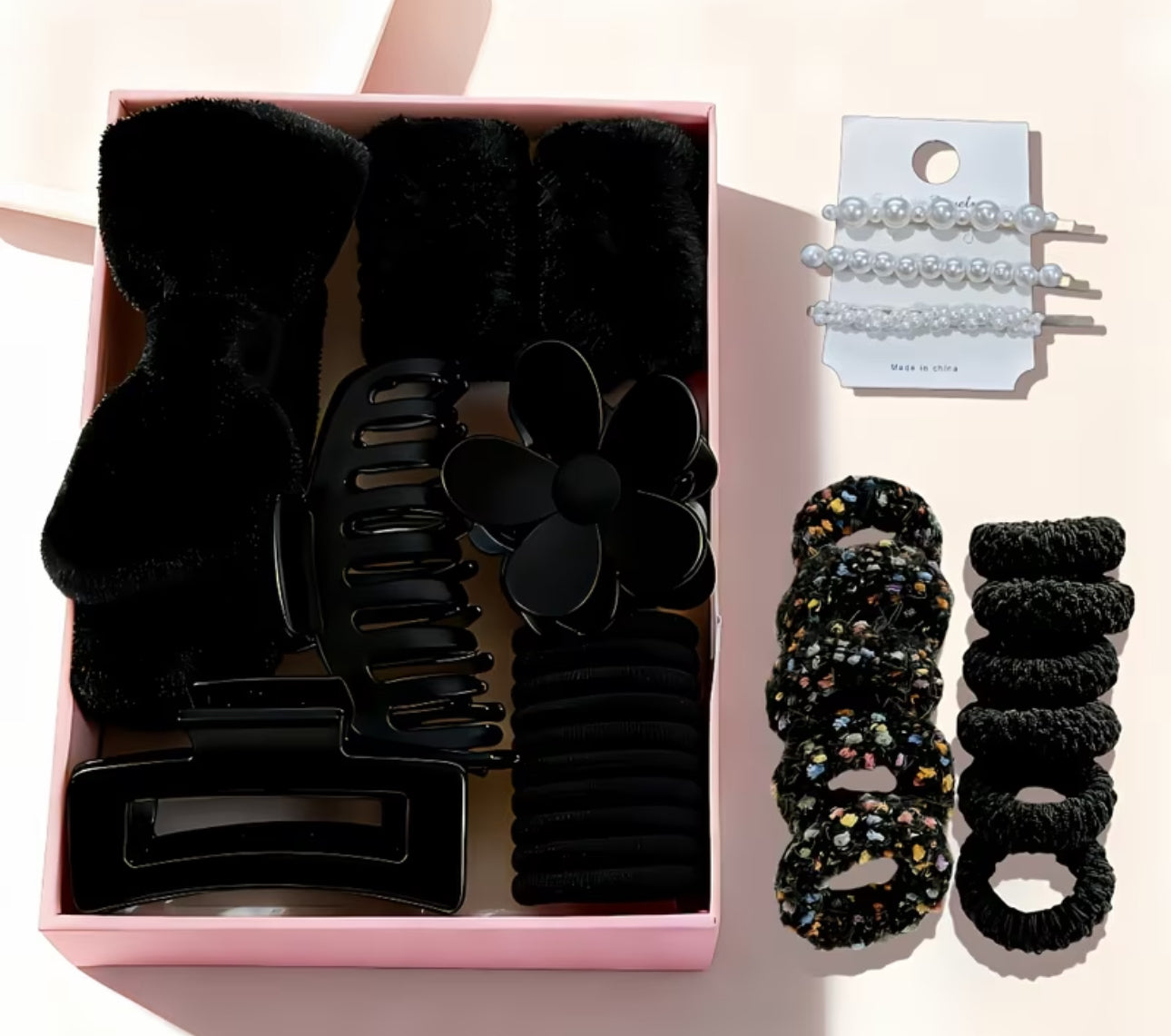 Heart clip packages